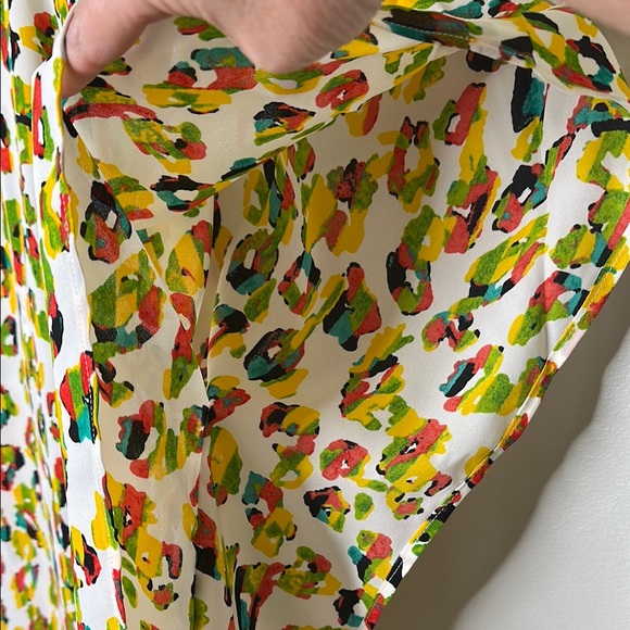 Caramela Whitley Multicolor Abstract Print Oversized Top Size Medium NWT - Picture 5 of 12